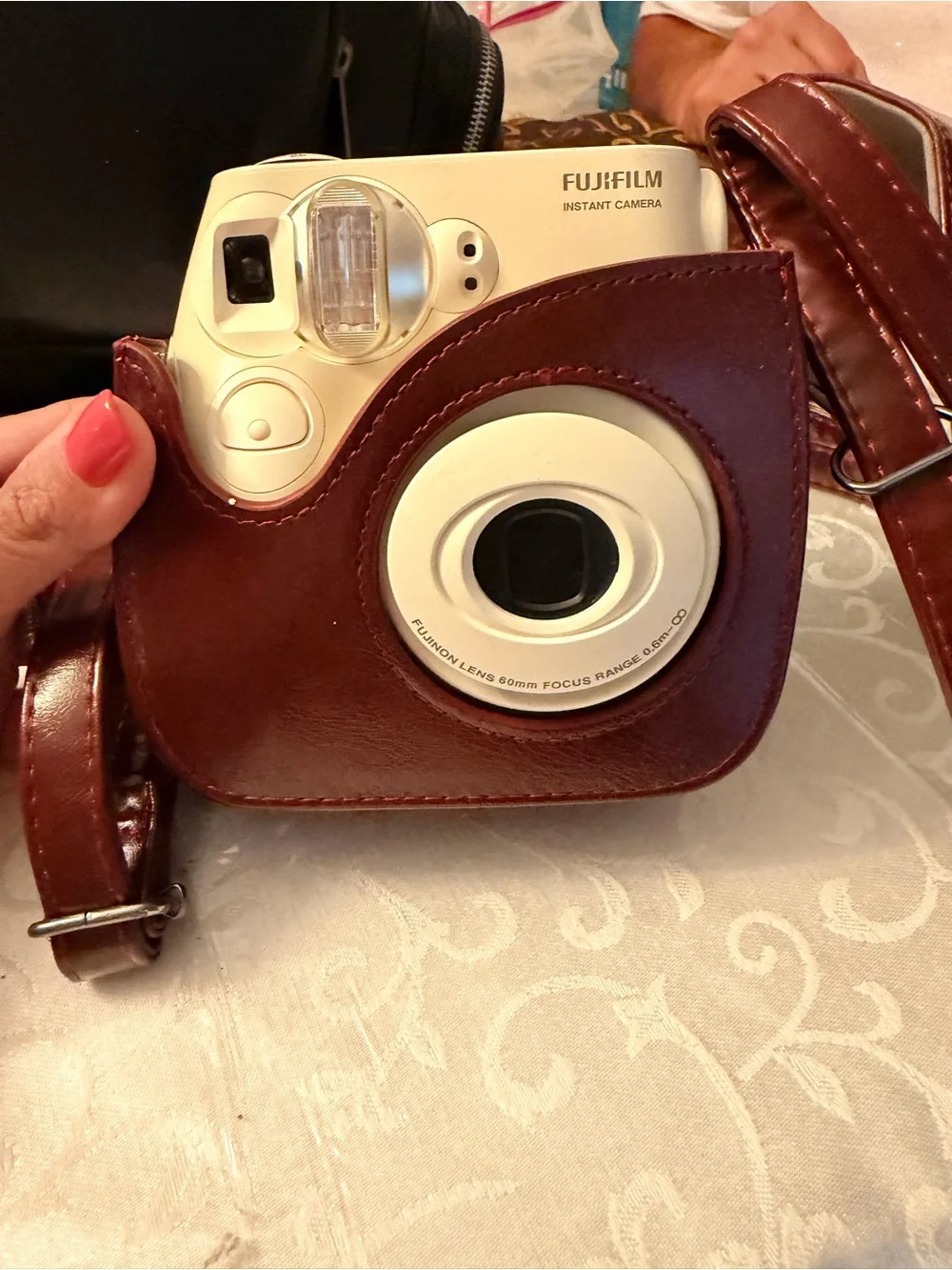 Fujifilm Instax Mini 7S Instant Camera in White with Brown Faux Leather Case